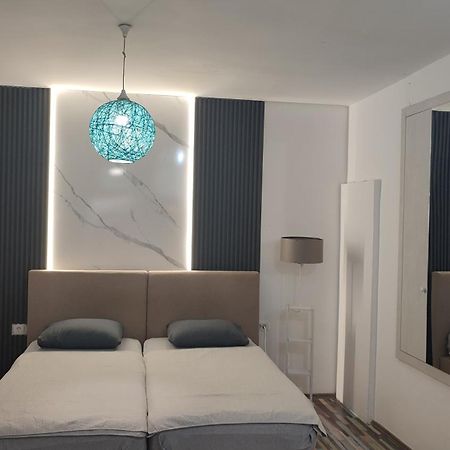 V&J Apartments Podgorica Exteriér fotografie