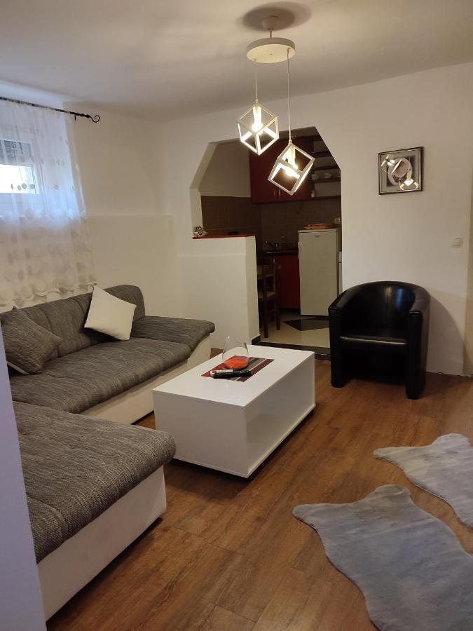 V&J Apartments Podgorica Exteriér fotografie